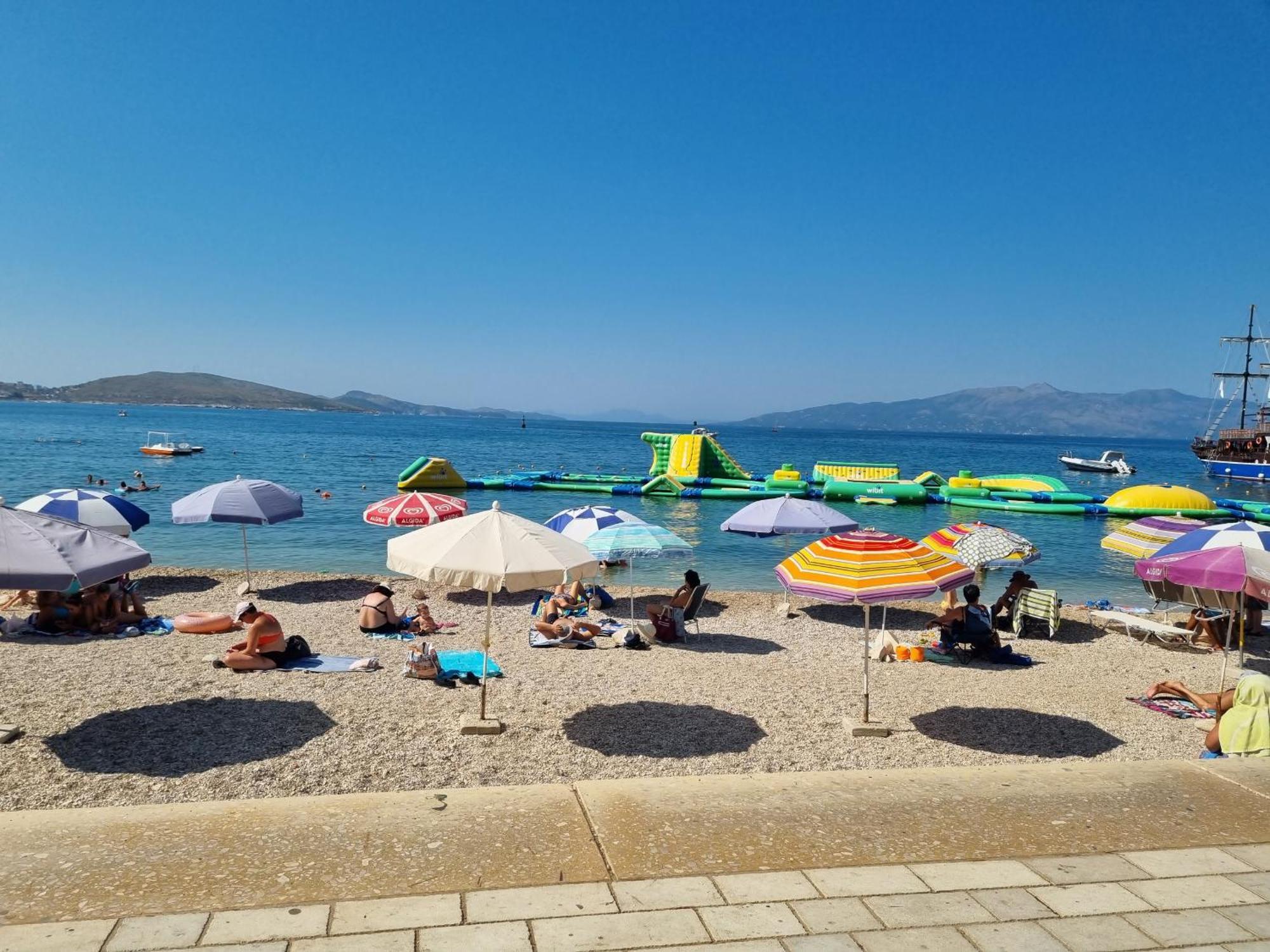 Ferienwohnung Sunset Tarraces Sarandë Exterior foto